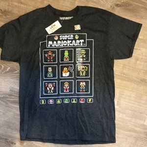 Men’s large T-shirt new with tags super Mario kart